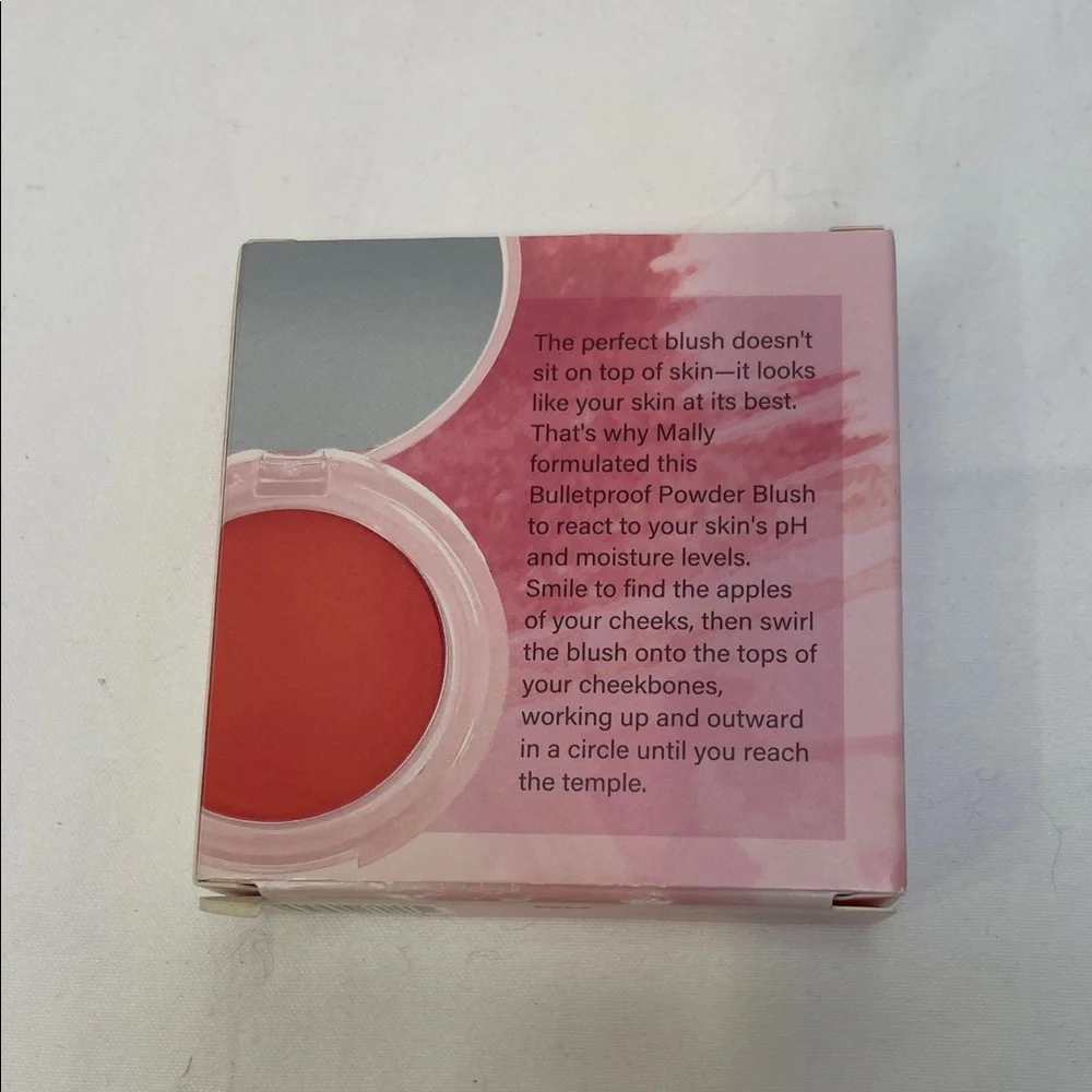 Mally Beauty Bulletproof Powder Blush Confident Coral NIP